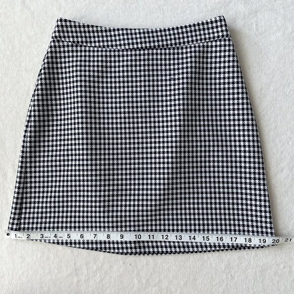ASOS Woven Mini Skirt Black and White Checker Gingham Plaid - Size 4 (Small) - Picture 9 of 10